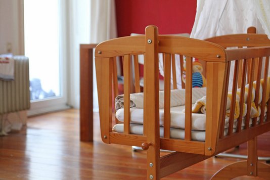 Fotolia_24224233_Subscription_L Babybett